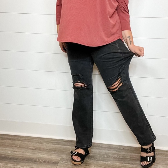 Judy blue NWT RIGID MAGIC BLACK STRAIGHT LEG 90’s JEANS comfort casual - Picture 2 of 9